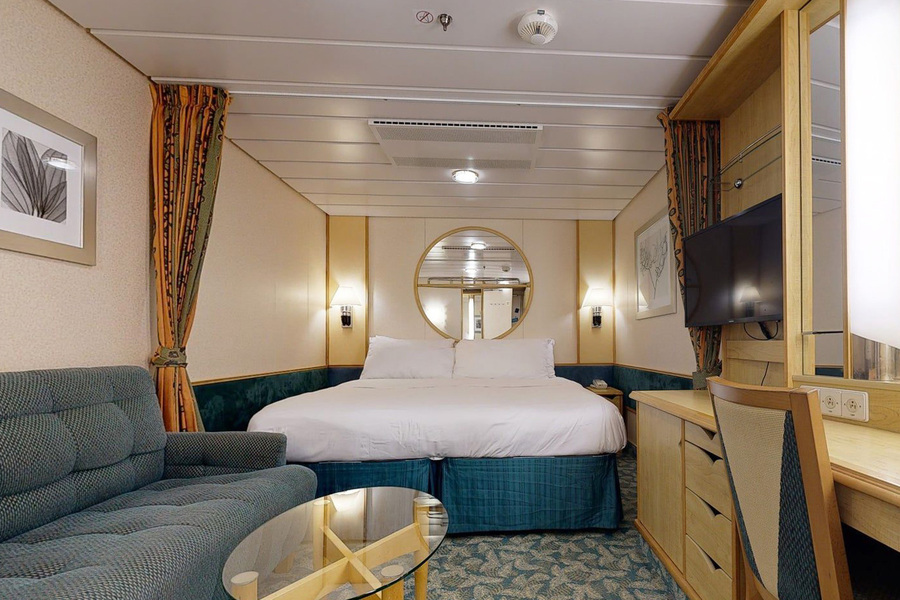 RCI, Independence of the Seas, Interior Stateroom .jpeg